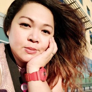 Meet your Posher, Sharon ian